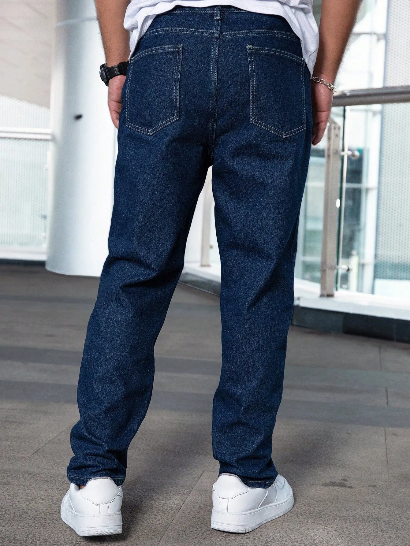 Men Cotton Slant Pocket Straight Leg Jeans