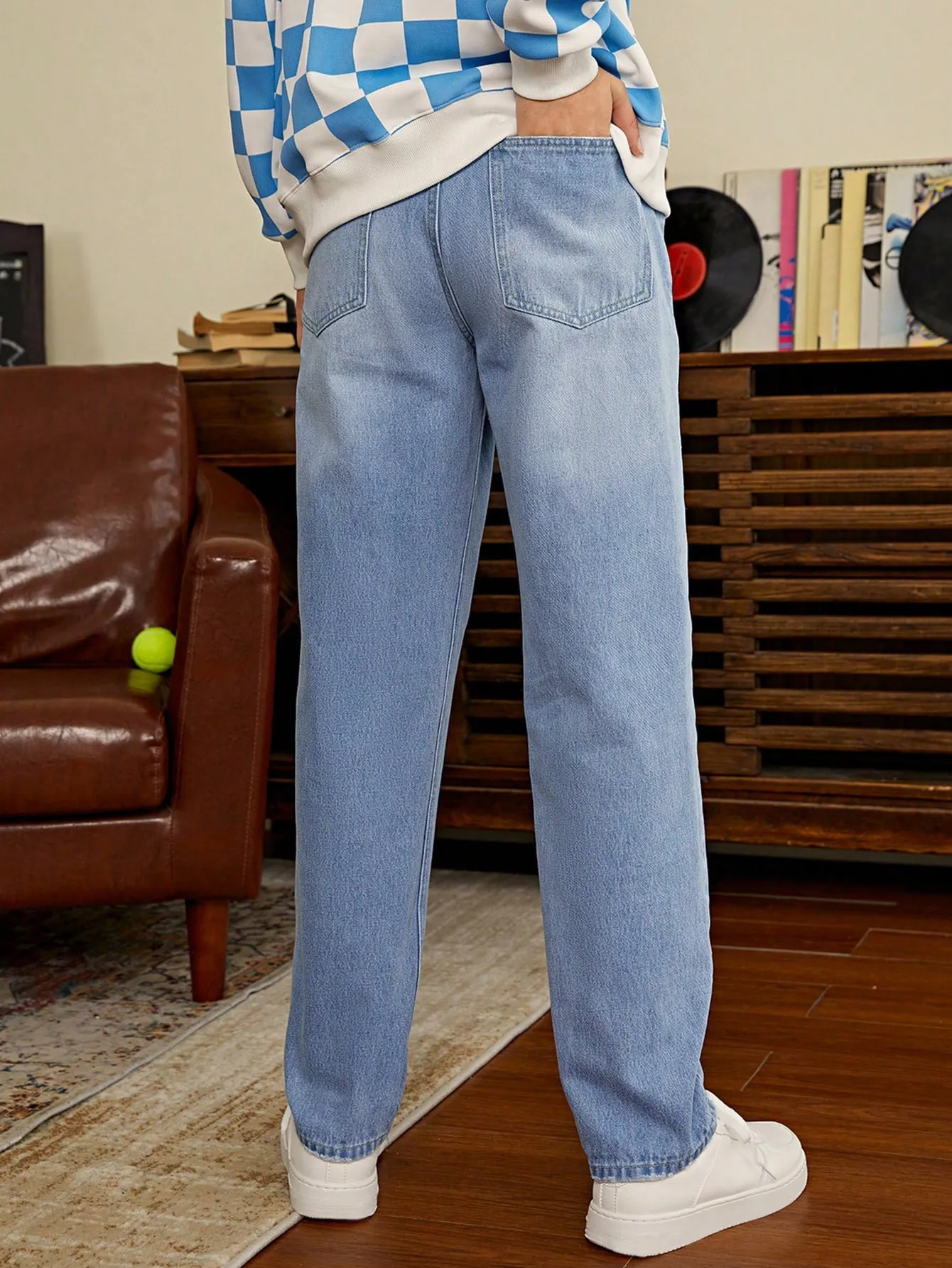 Men Solid Color Simple Daily Denim Pants