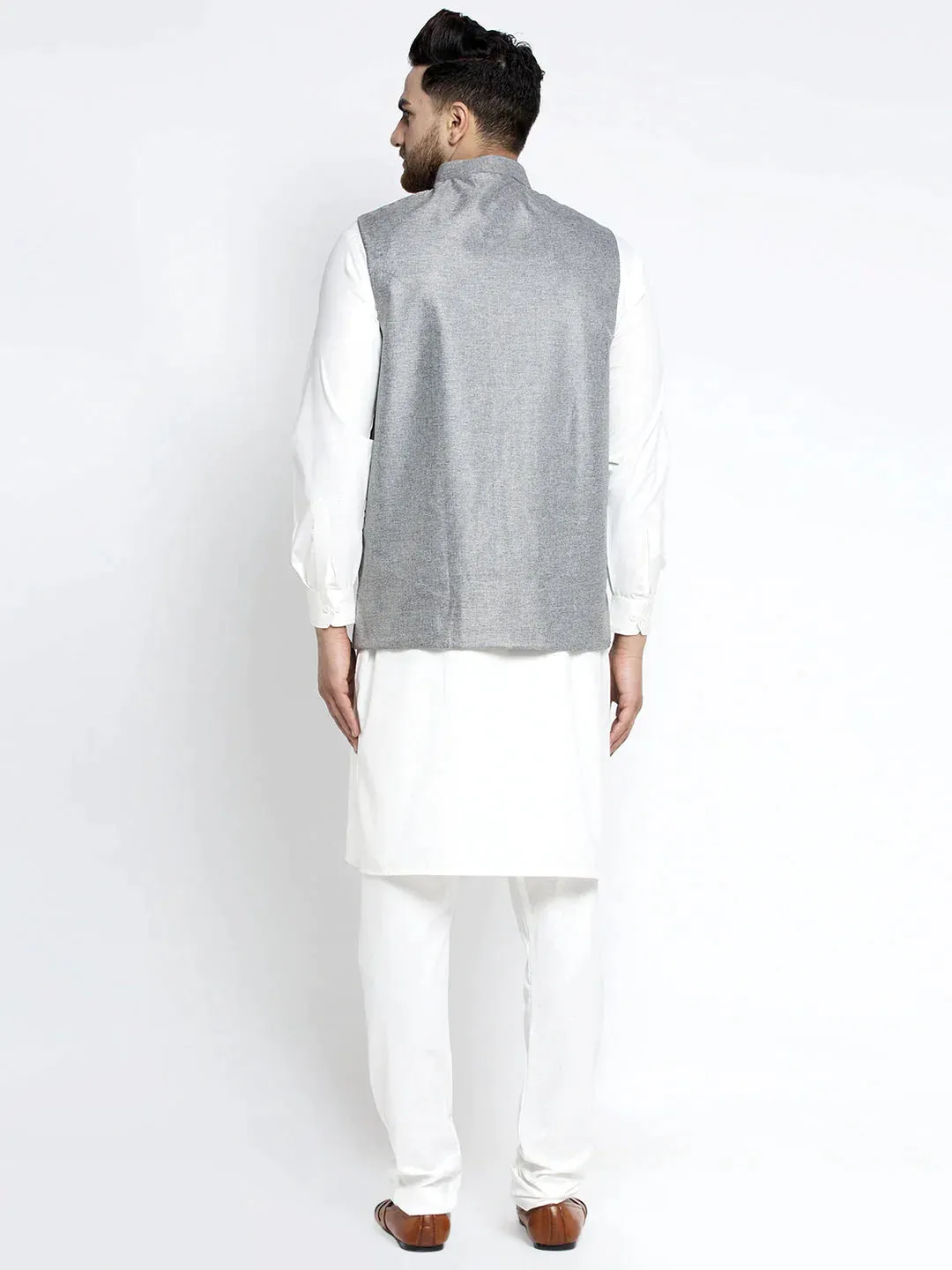 Men'S Solid White Cotton Kurta Payjama With Solid Grey Waistcoat