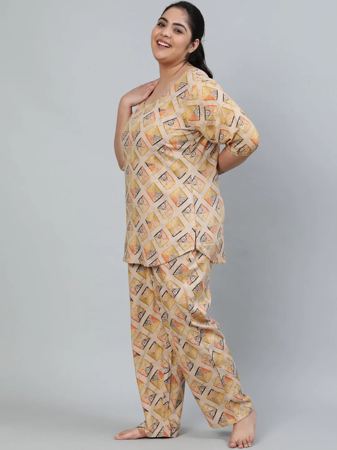 Plus Size Women Beige Printed Night Suit With Half Sleeves